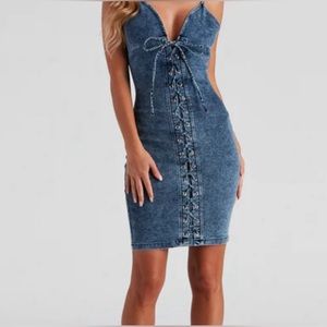 NWT Windsor Laced Up Denim Dress
